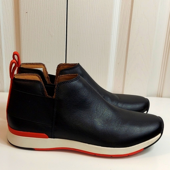 Vionic | Shoes | Vionic Cosmic Cece Black Leather Sneaker Booties 9 | Poshmark